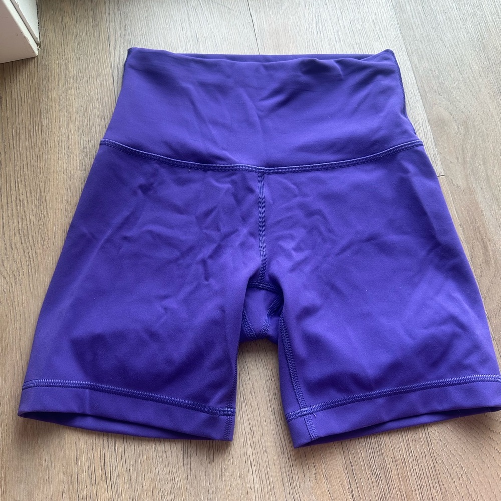 Lululemon Wunder Train HR Short 6" Purple